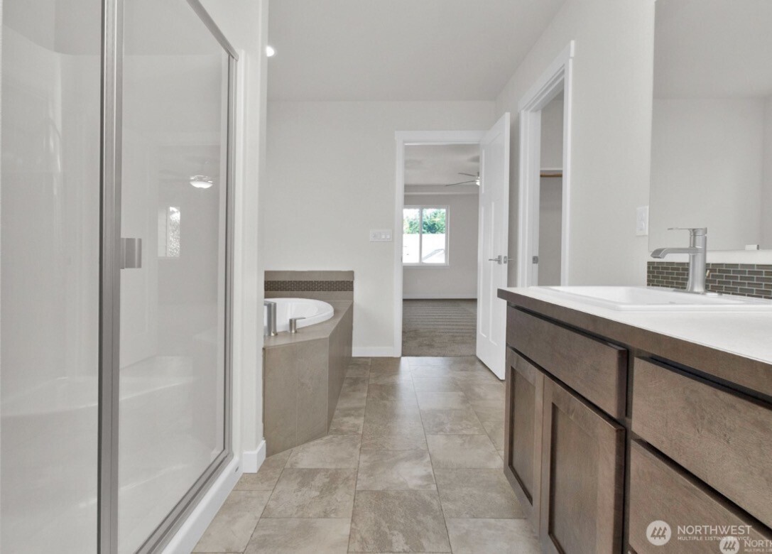 8525 Malia Ln. SE, Olympia, WA 98513