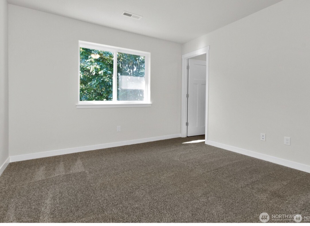 8525 Malia Ln. SE, Olympia, WA 98513