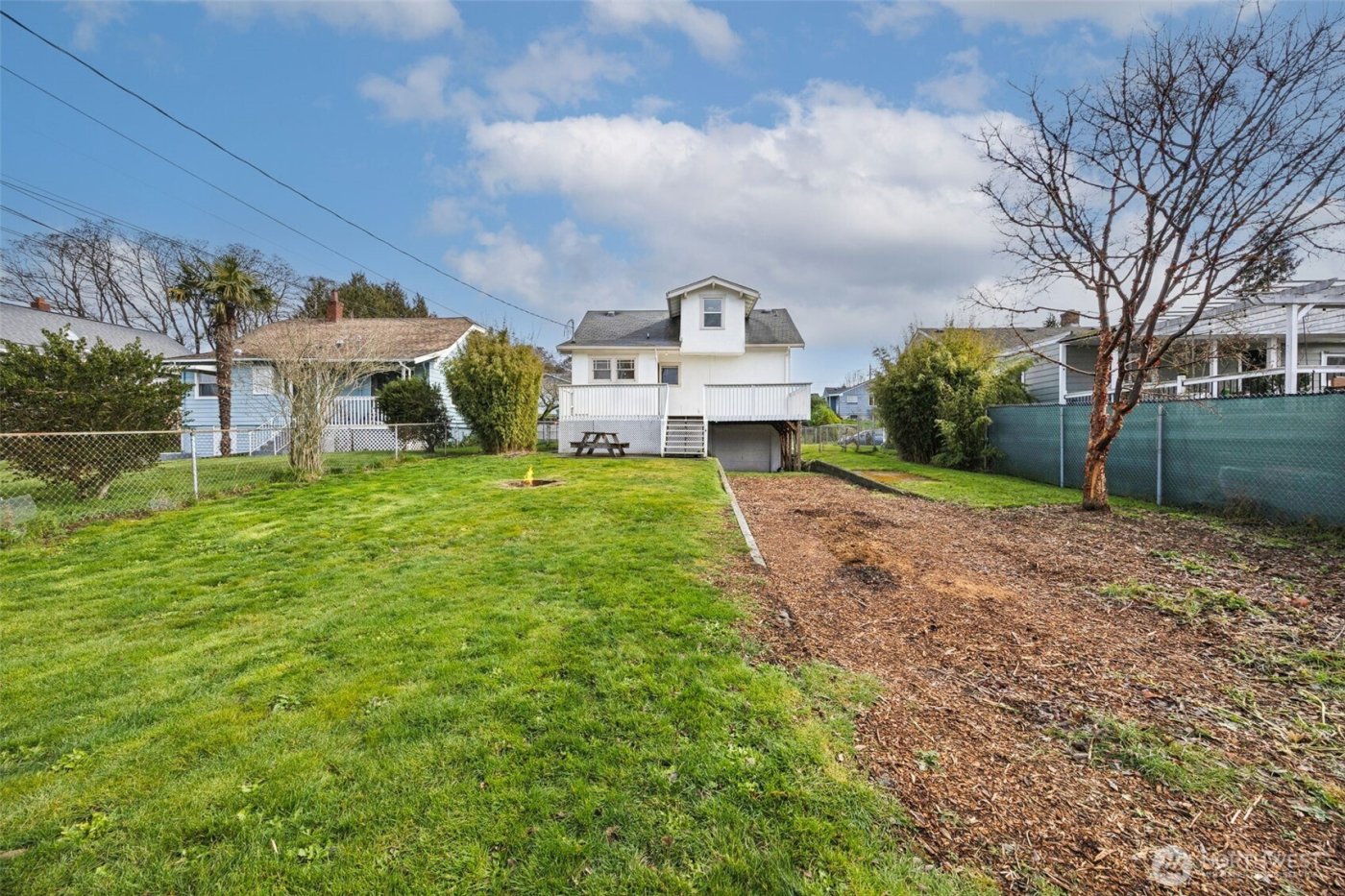 2112 S Ash Street , Tacoma, WA 98405