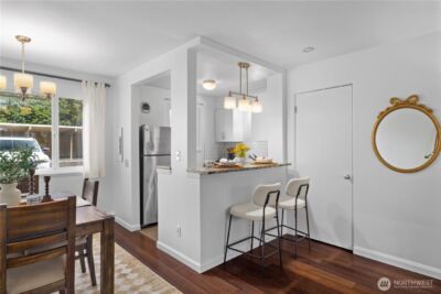 4877 Terrace Drive NE, Seattle, WA 98105 - Photo 11