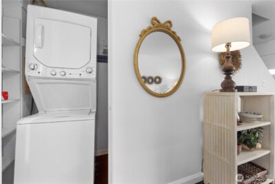 4877 Terrace Drive NE, Seattle, WA 98105 - Photo 19