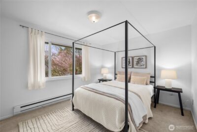 4877 Terrace Drive NE, Seattle, WA 98105 - Photo 20