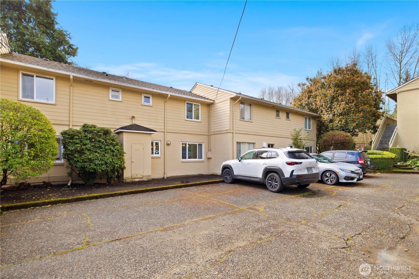 4877 Terrace Drive NE, Seattle, WA 98105