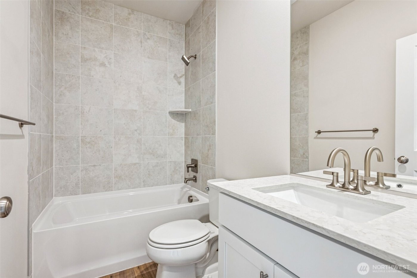 2055 NE Norseman Way , Poulsbo, WA 98370