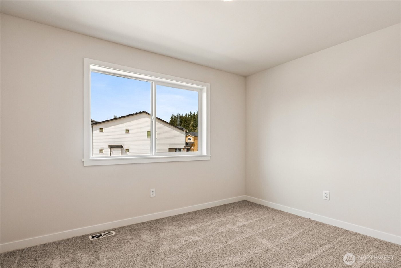 2055 NE Norseman Way , Poulsbo, WA 98370