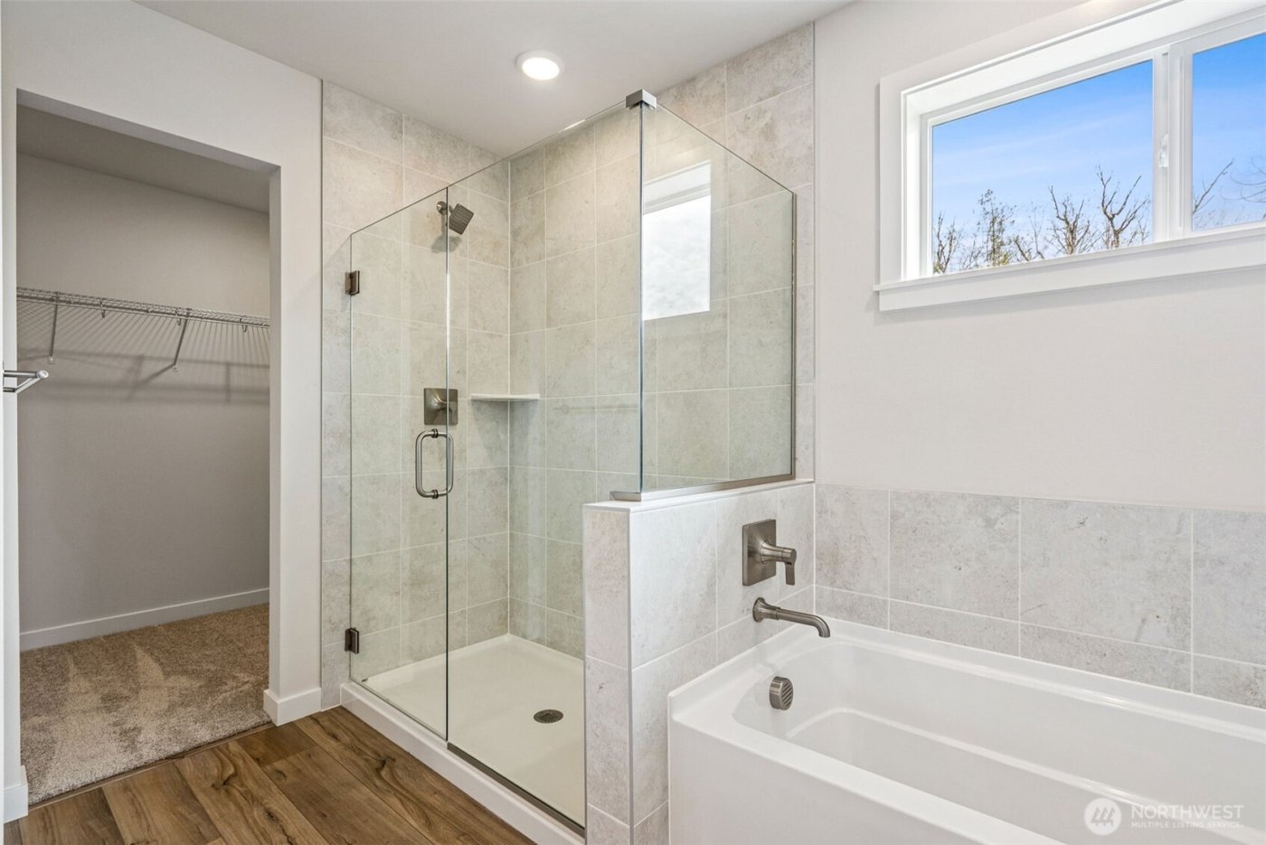 2055 NE Norseman Way , Poulsbo, WA 98370