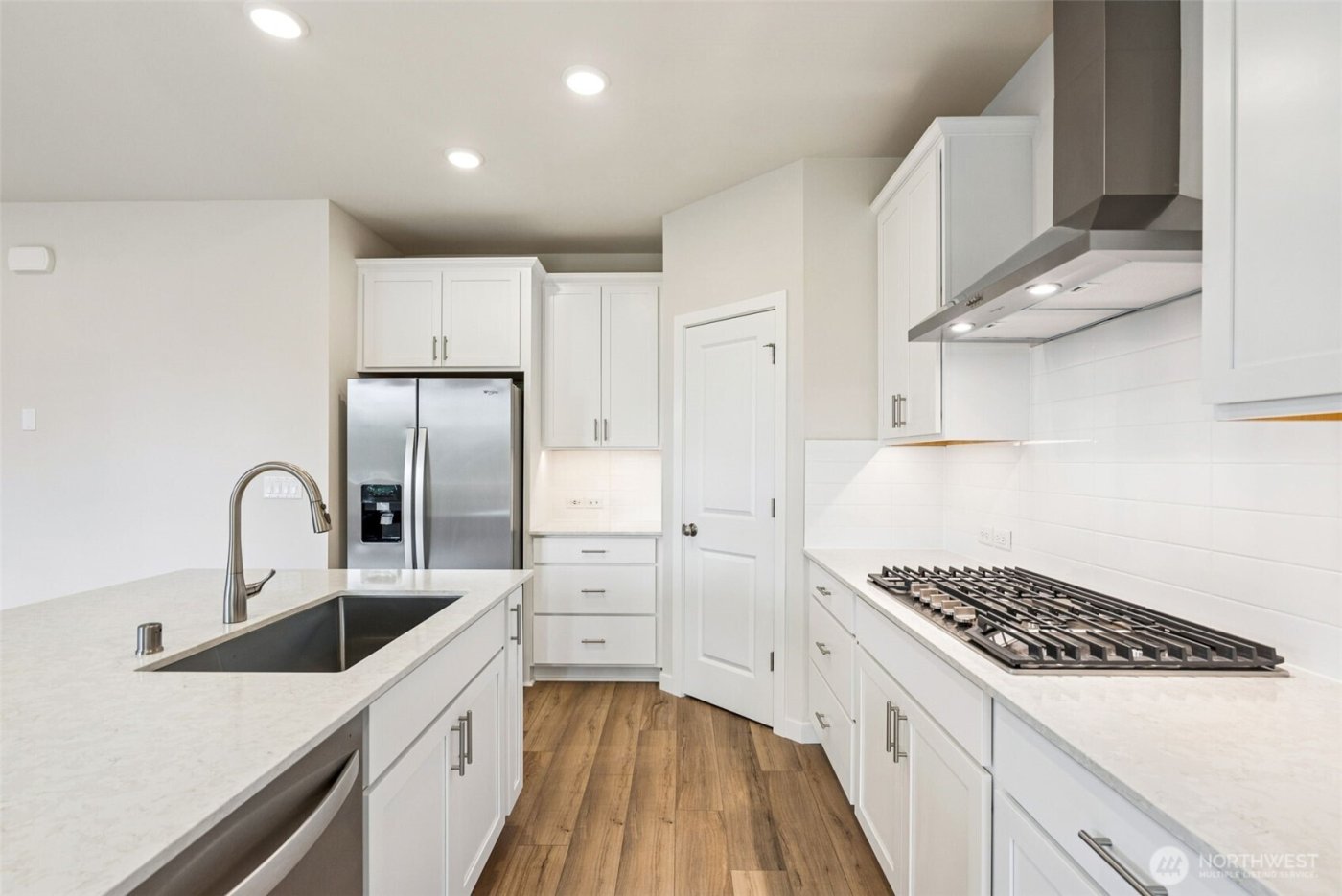 2055 NE Norseman Way , Poulsbo, WA 98370