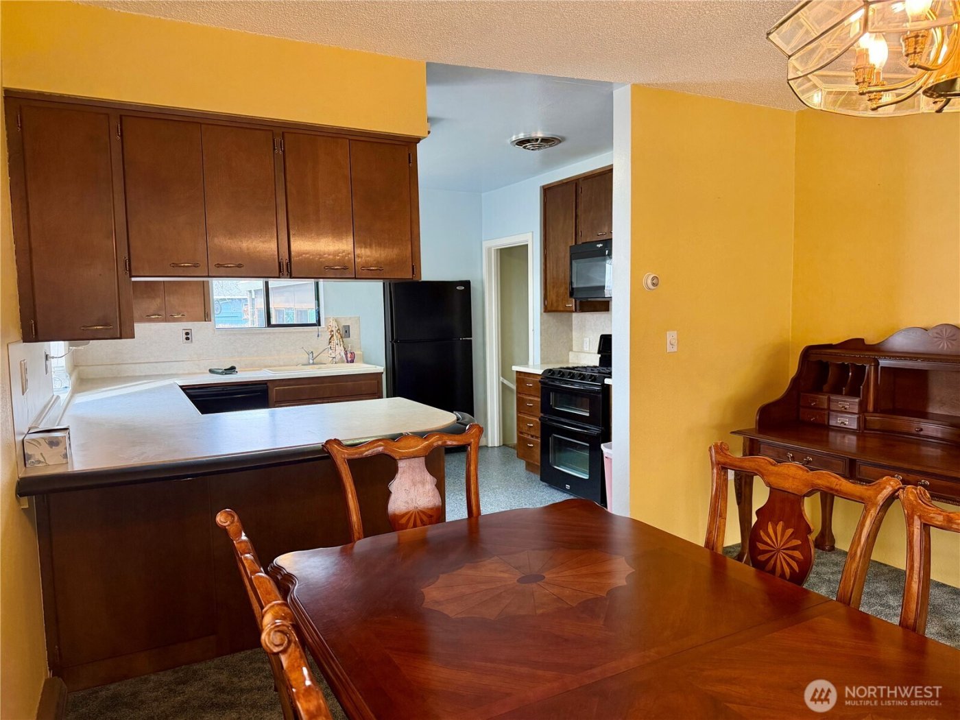 715 SE Pope Avenue , Wilbur, WA 99185