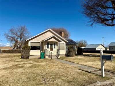 715 SE Pope Avenue , Wilbur, WA 99185 - Photo 2