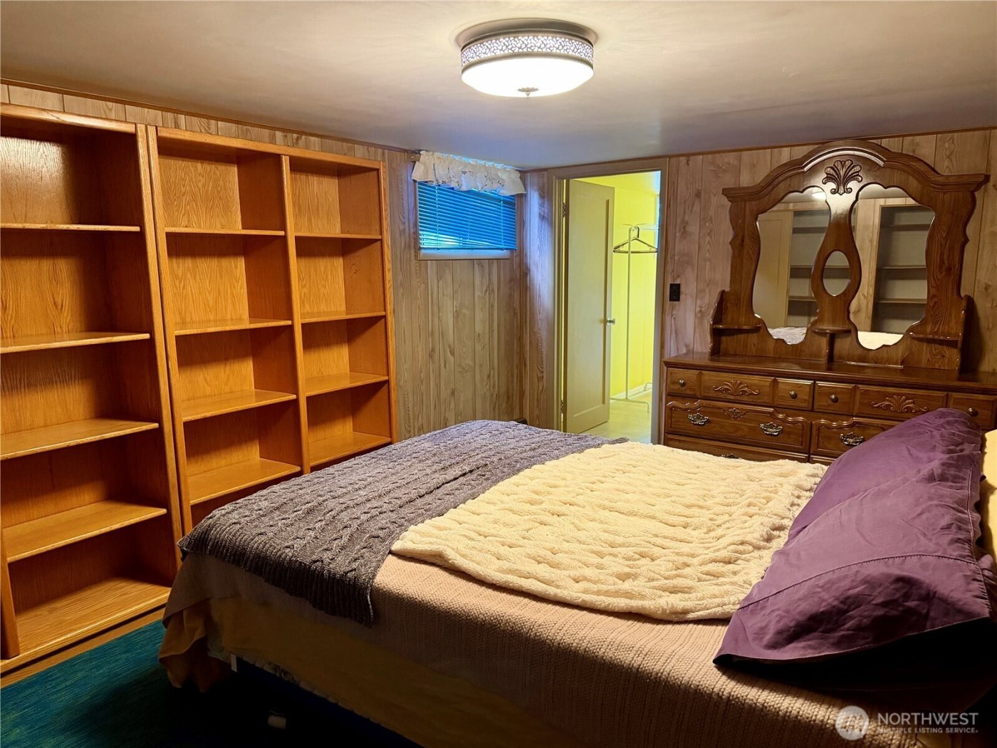 715 SE Pope Avenue , Wilbur, WA 99185