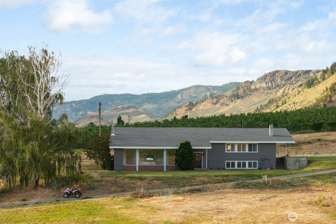 32026 Highway 97 , Tonasket, WA 98855