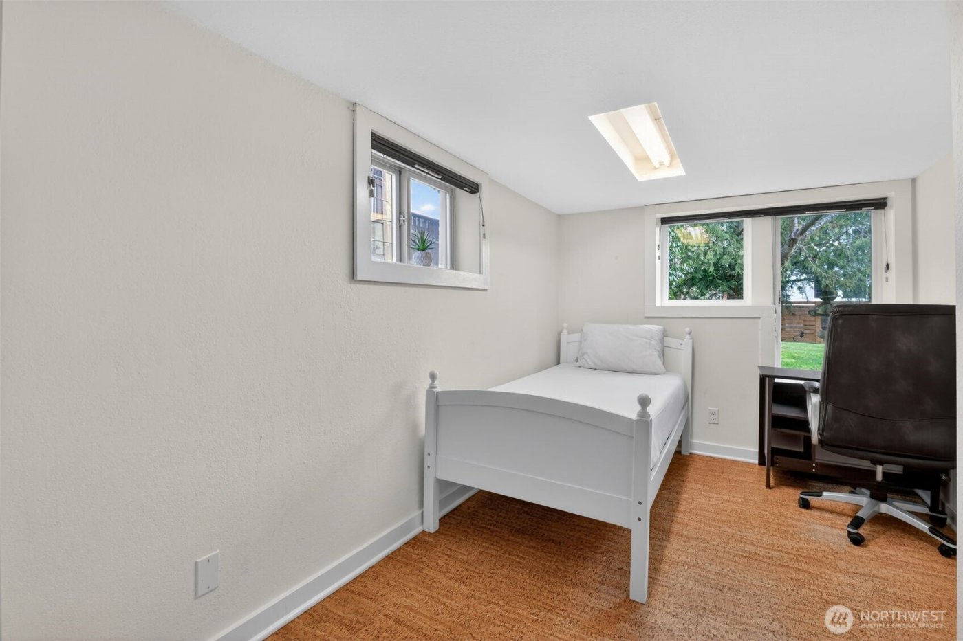 6522 38th Avenue NE, Seattle, WA 98115