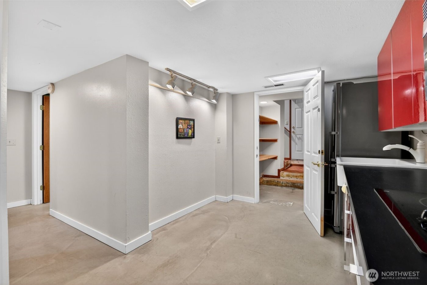 6522 38th Avenue NE, Seattle, WA 98115