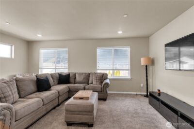 12009 SE 297th Place , Auburn, WA 98092 - Photo 16