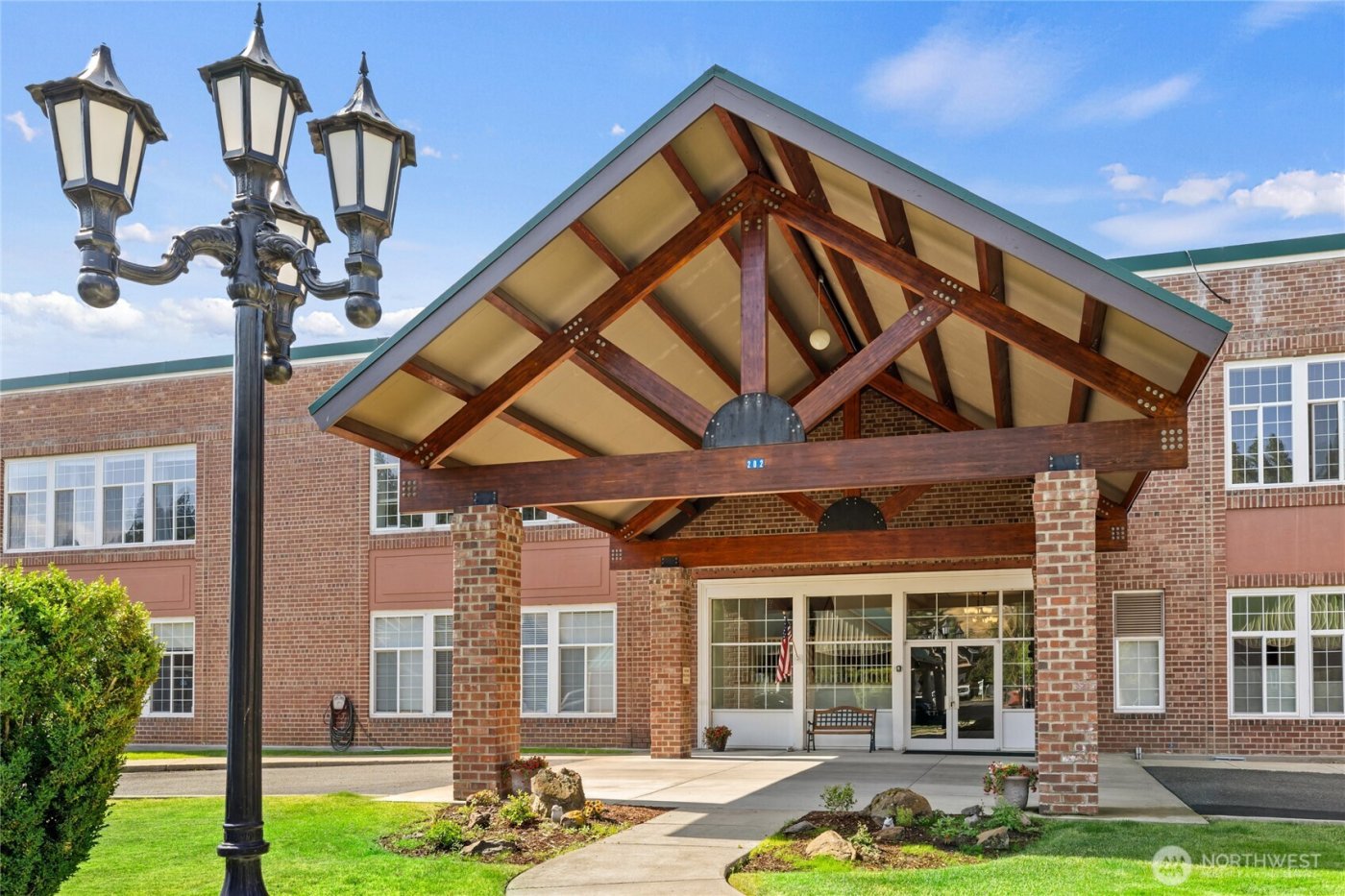 202 E 3rd Street #215, Cle Elum, WA 98922