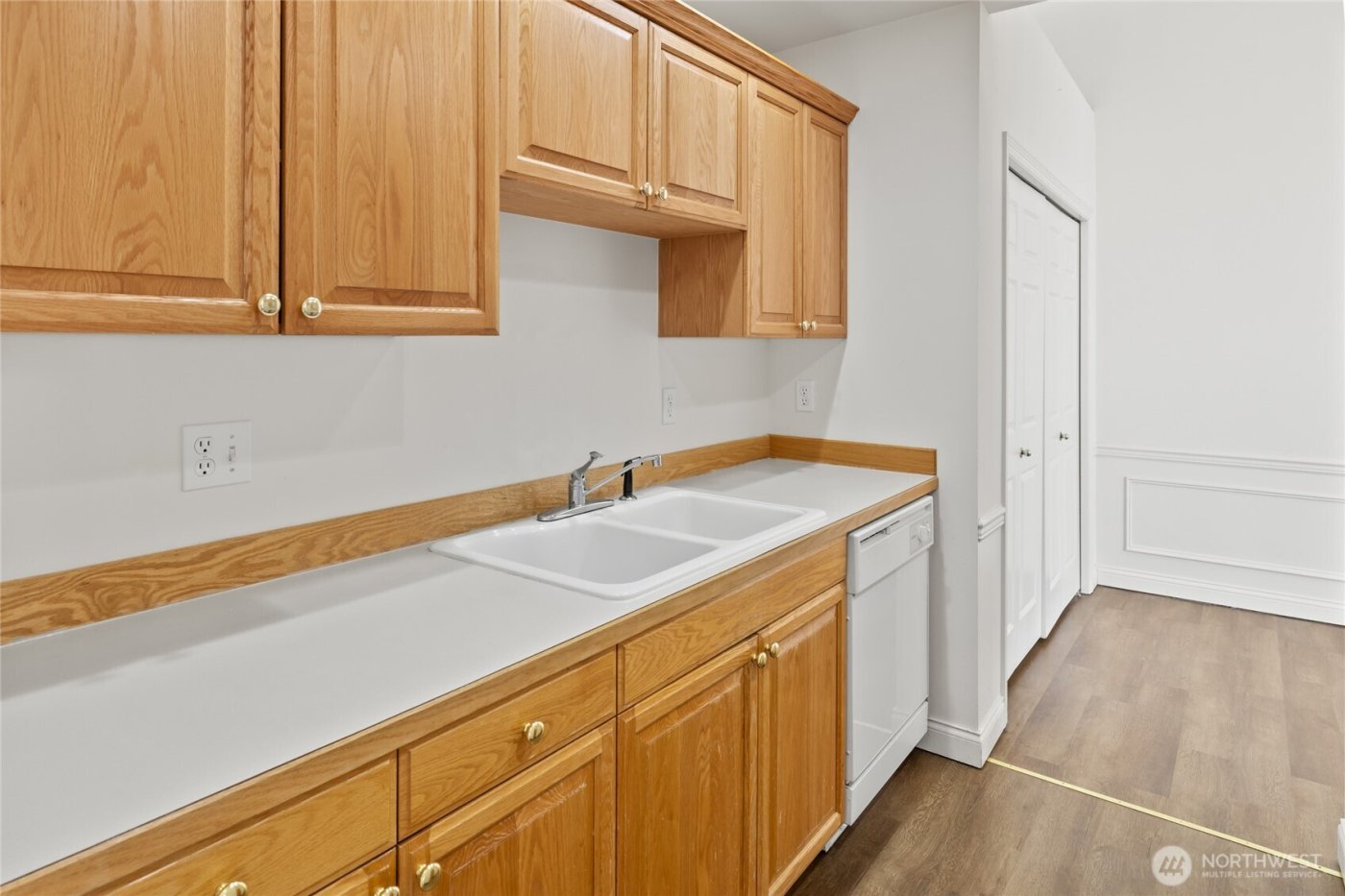 202 E 3rd Street #215, Cle Elum, WA 98922