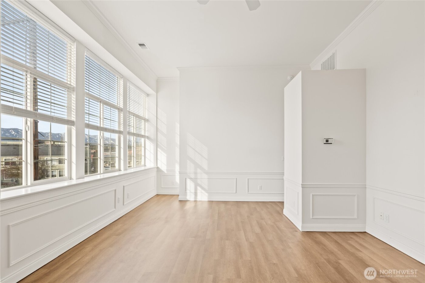 202 E 3rd Street #215, Cle Elum, WA 98922