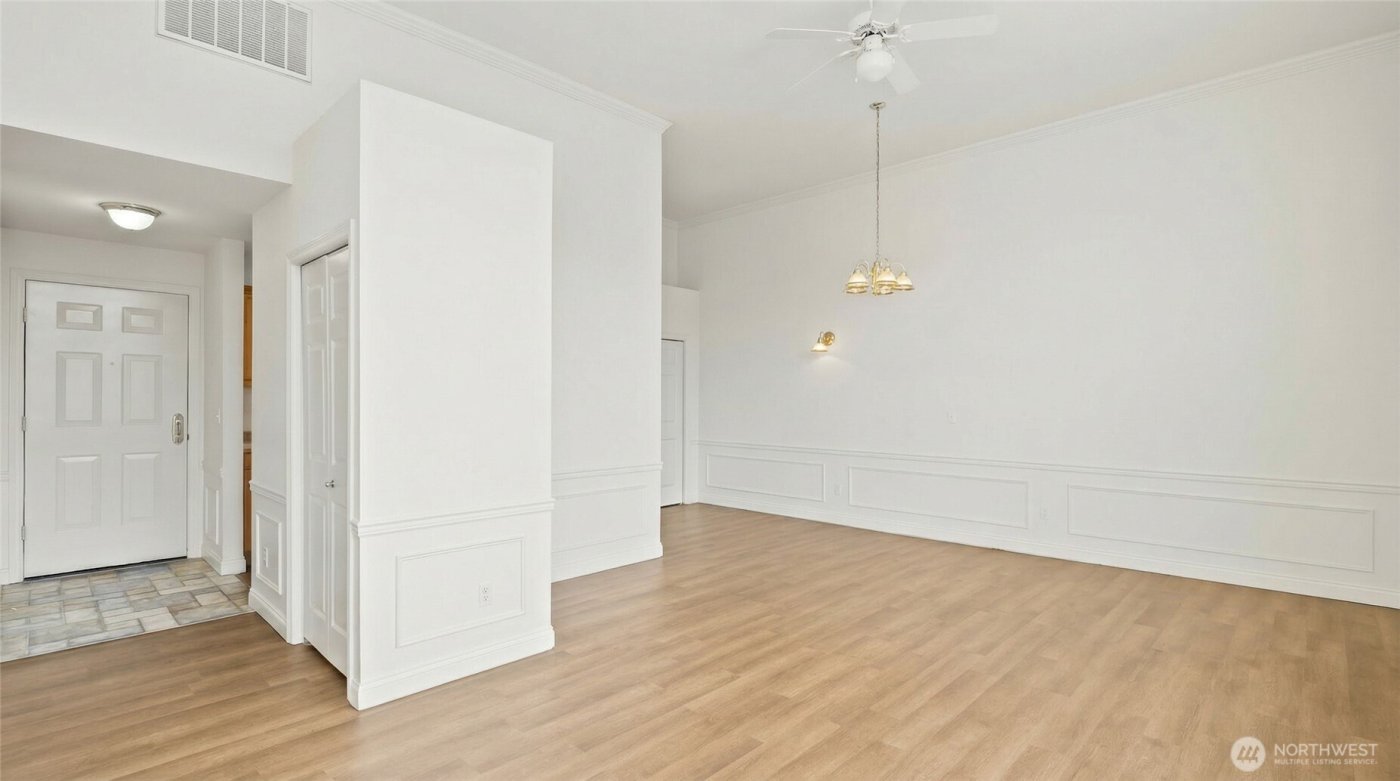 202 E 3rd Street #215, Cle Elum, WA 98922