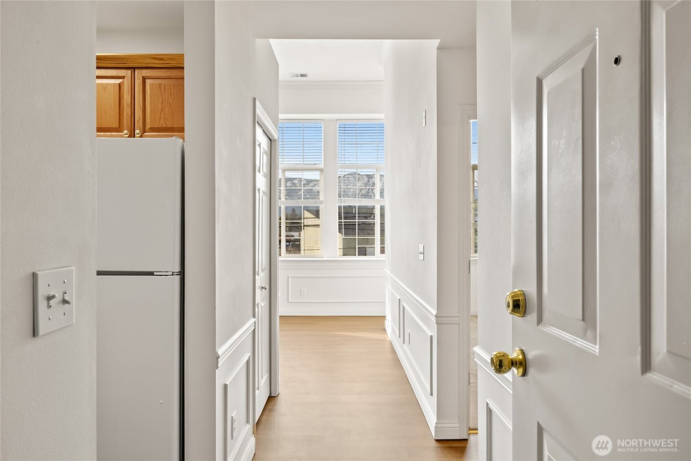 202 E 3rd Street #215, Cle Elum, WA 98922