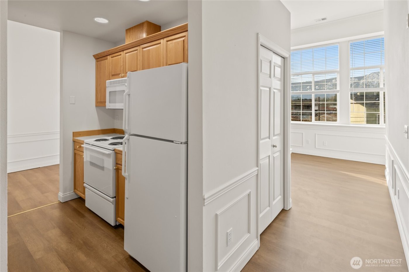 202 E 3rd Street #215, Cle Elum, WA 98922