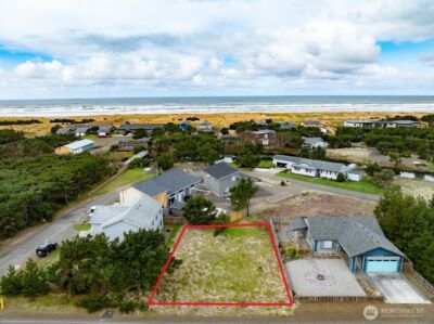 31715 I Street , Ocean Park, WA 98640