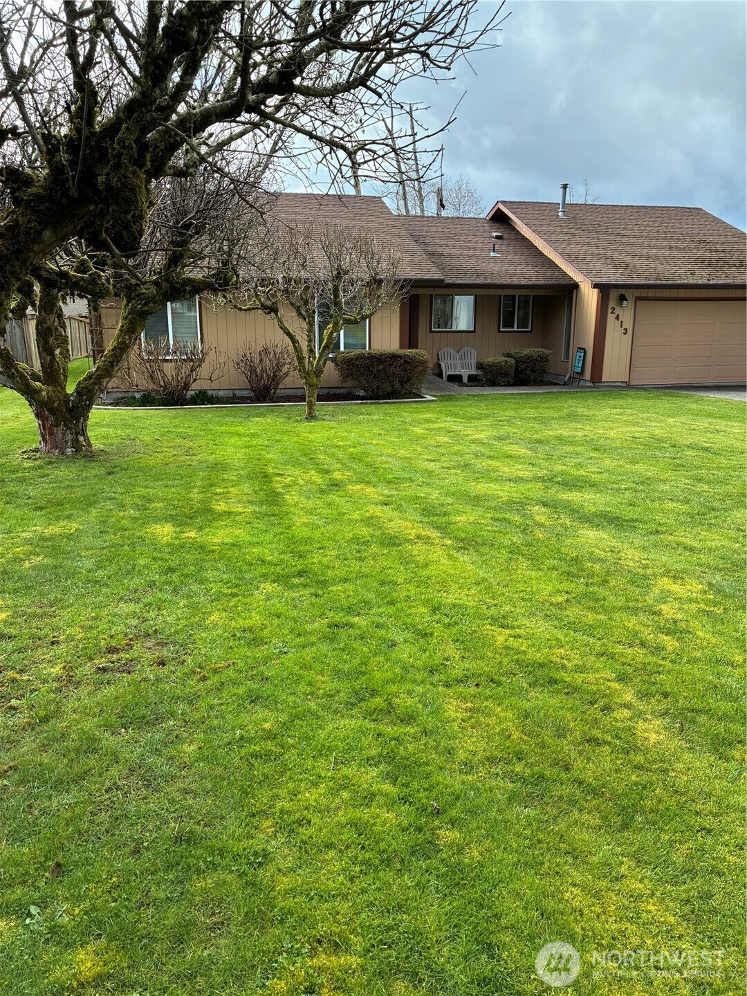 2413 Westlake Drive SE, Lacey, WA 98503