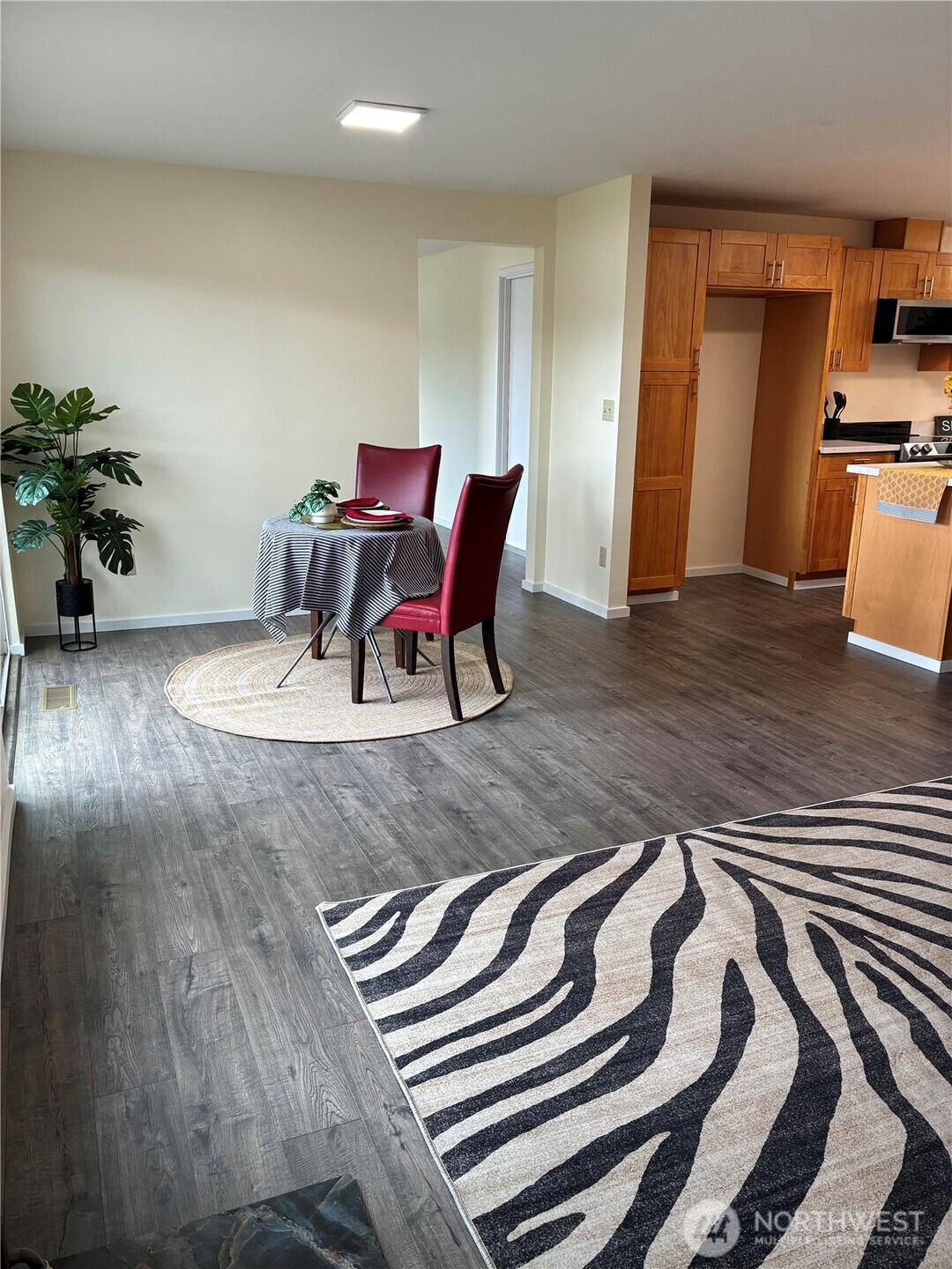 2413 Westlake Drive SE, Lacey, WA 98503