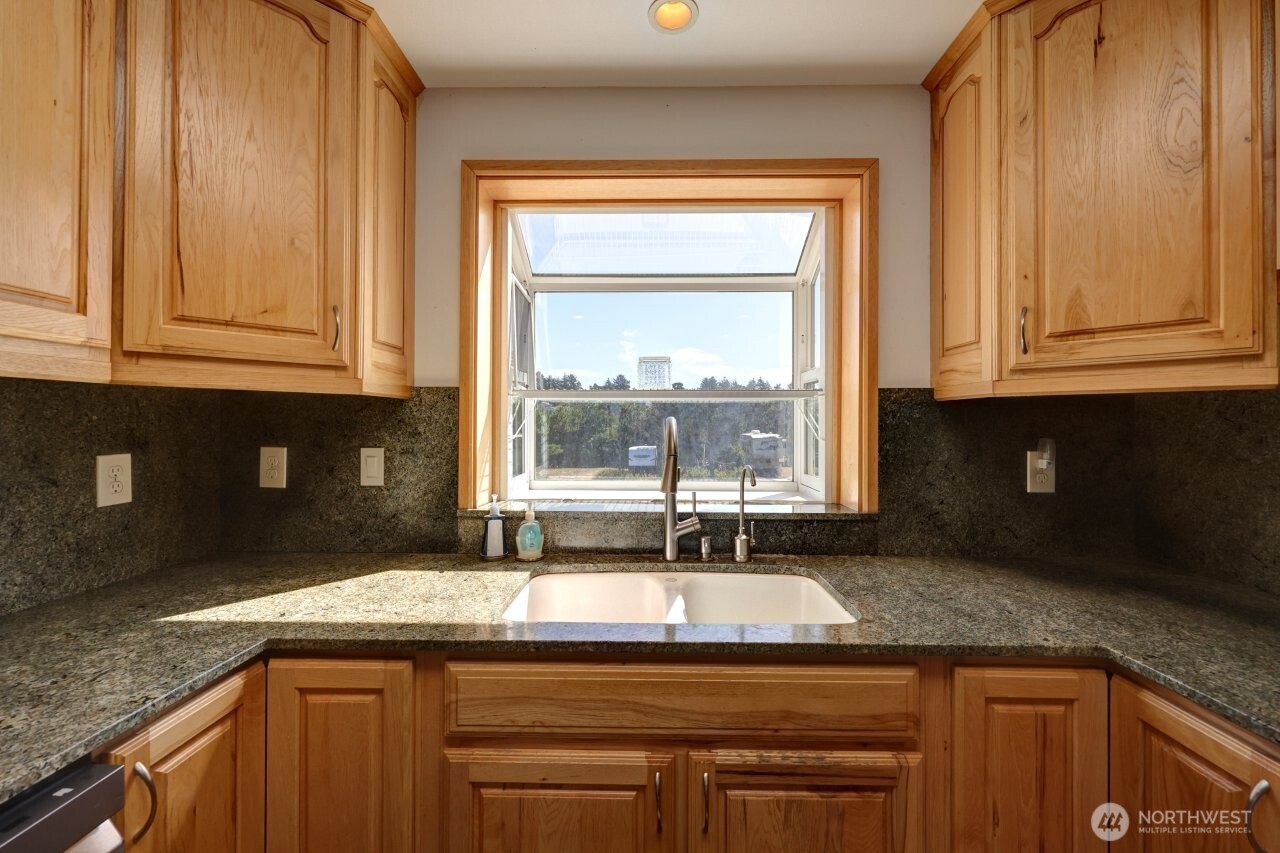 30715 G Street , Ocean Park, WA 98640