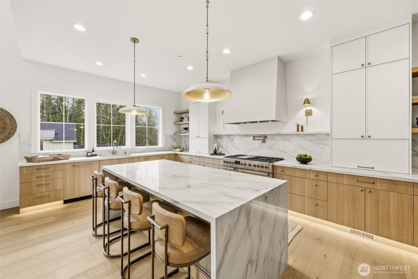 26030 NE 29th Place , Redmond, WA 98053