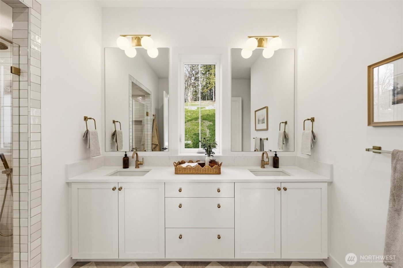 26030 NE 29th Place , Redmond, WA 98053