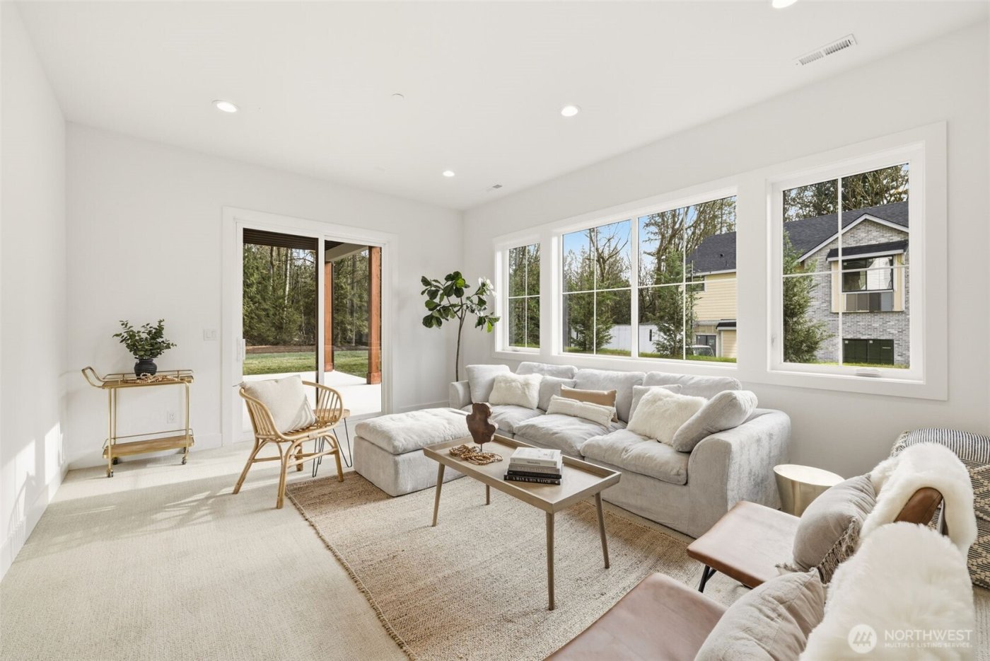 26030 NE 29th Place , Redmond, WA 98053