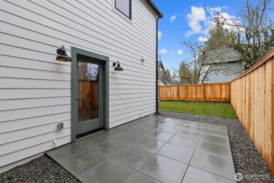 12562 17th Avenue NE #B, Seattle, WA 98125 - Photo 25