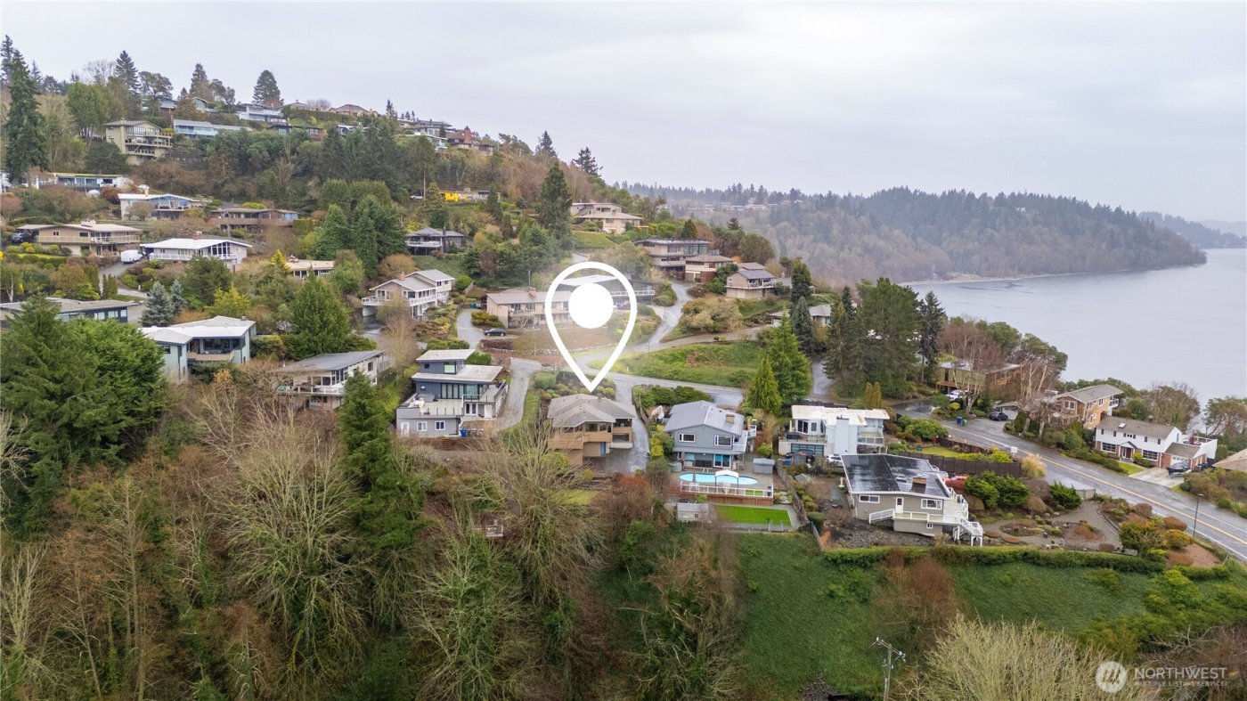 12638 Shorewood Drive SW, Burien, WA 98146-3013