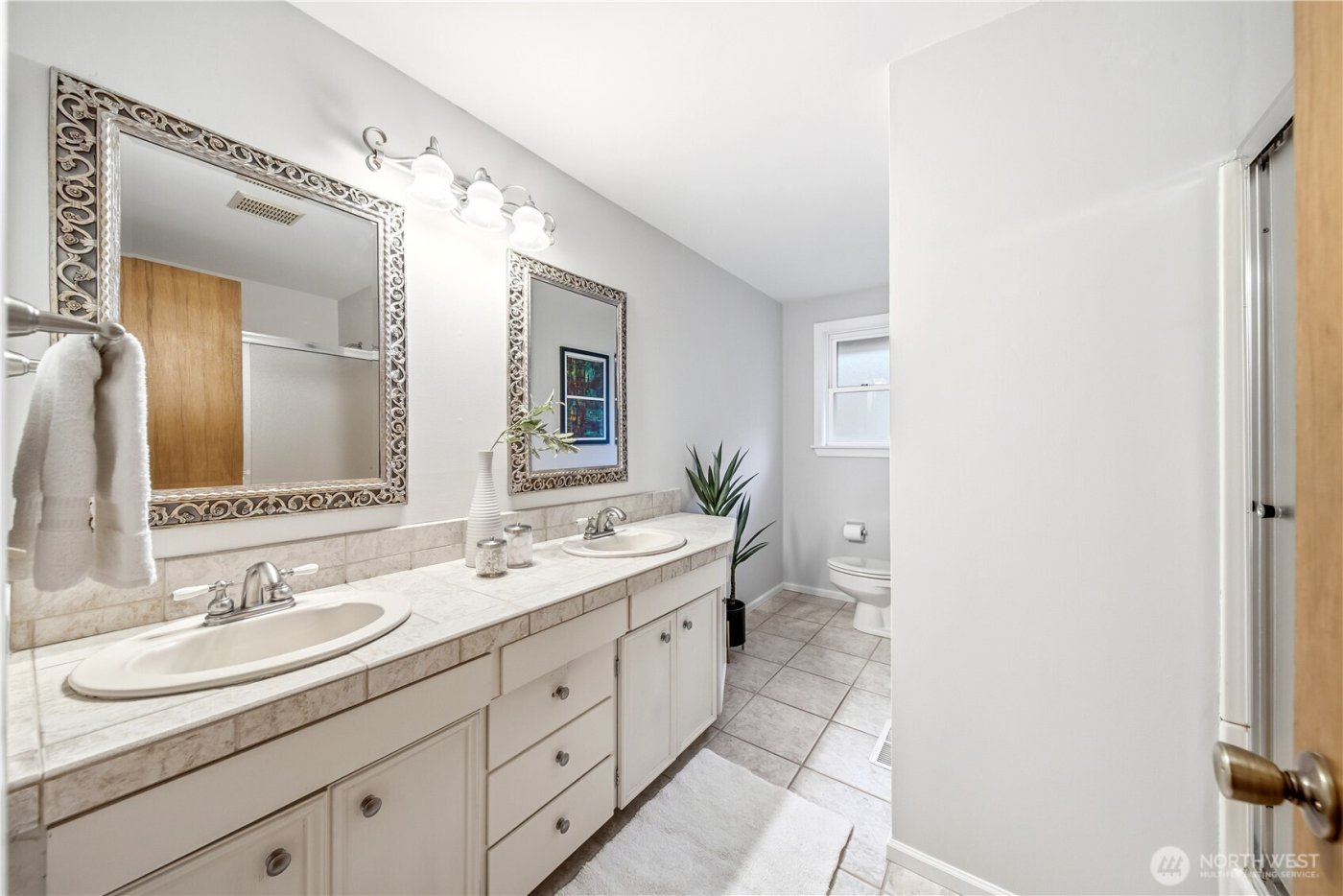 12638 Shorewood Drive SW, Burien, WA 98146-3013