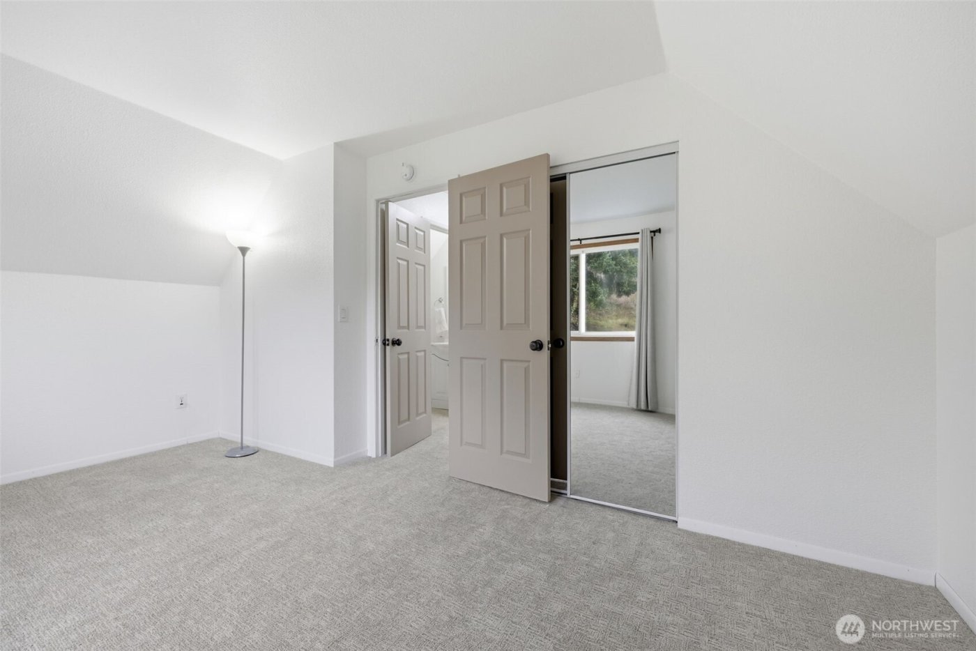 26224 14th Place S, Des Moines, WA 98198