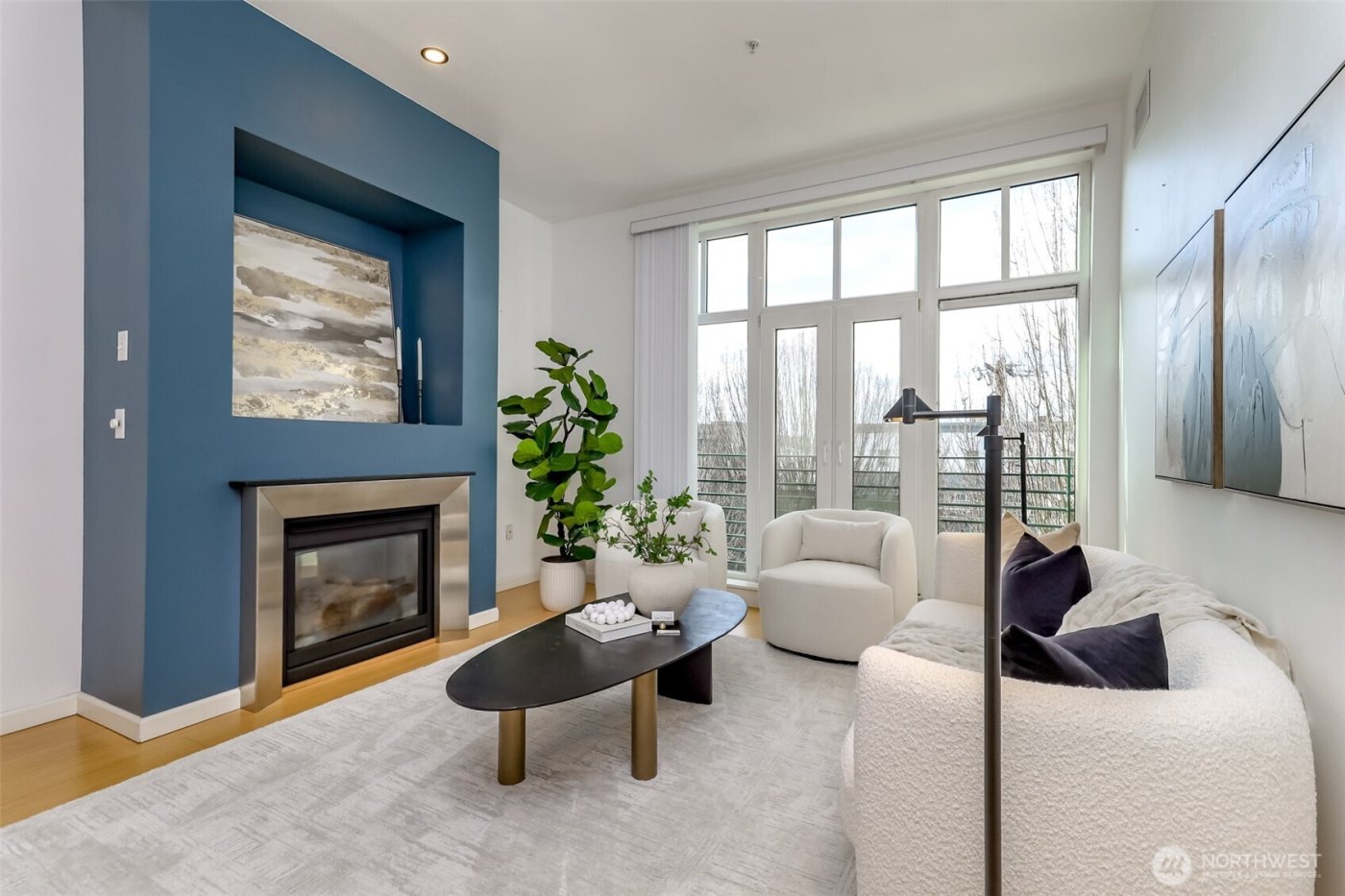 17 W Mercer Street #301, Seattle, WA 98119