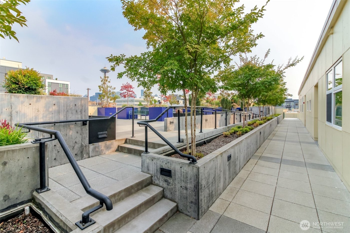 17 W Mercer Street #301, Seattle, WA 98119