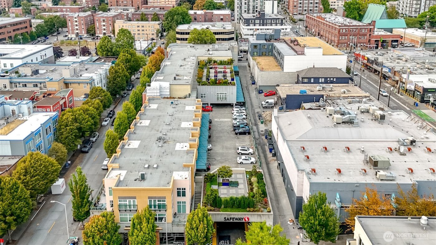 17 W Mercer Street #301, Seattle, WA 98119