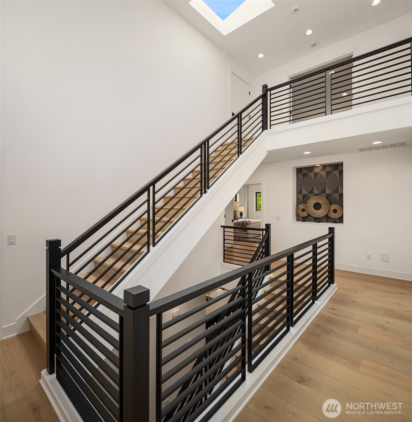 10411 NE 28th Place , Bellevue, WA 98004