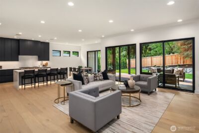 10411 NE 28th Place , Bellevue, WA 98004 - Photo 5