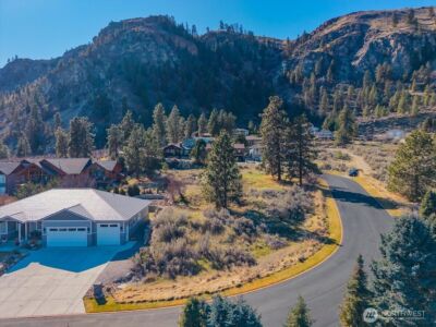 15315 Lakeview Street , Entiat, WA 98822 - Photo 12