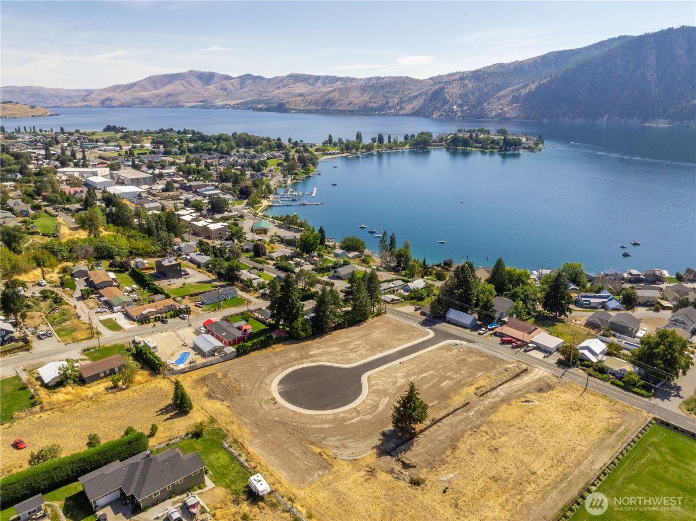 15 Indigo Lane , Manson, WA 98831