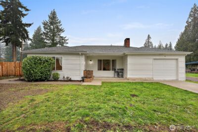 2949 S Bay Road NE, Olympia, WA 98506