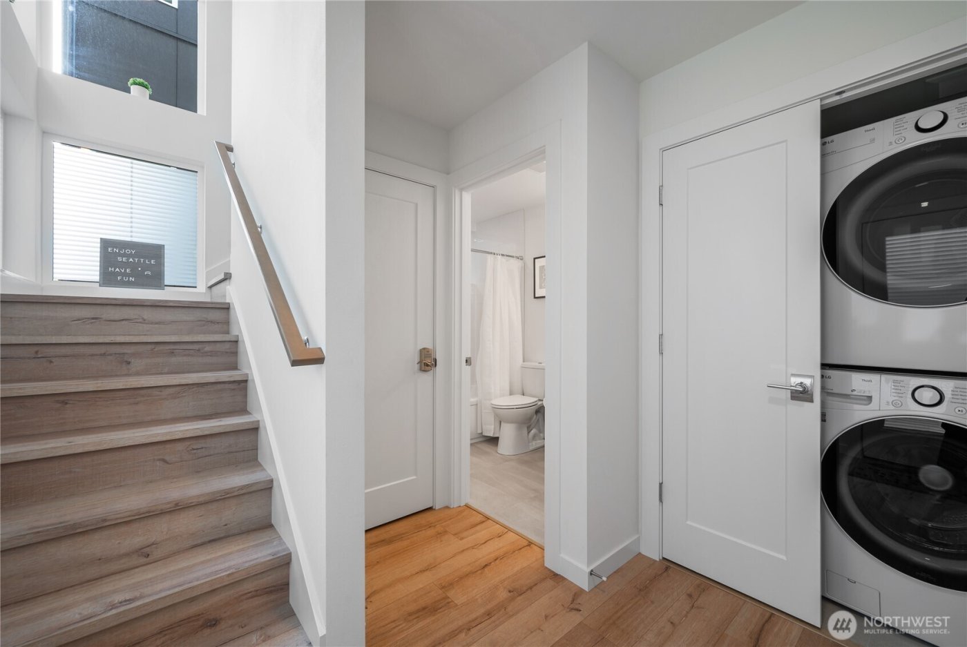 1728 11th Avenue #A, Seattle, WA 98122-2458