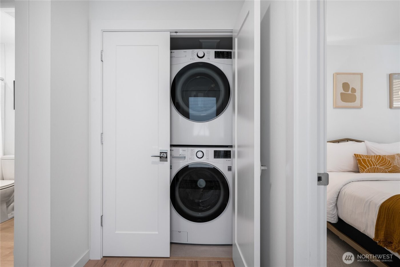 1728 11th Avenue #A, Seattle, WA 98122-2458