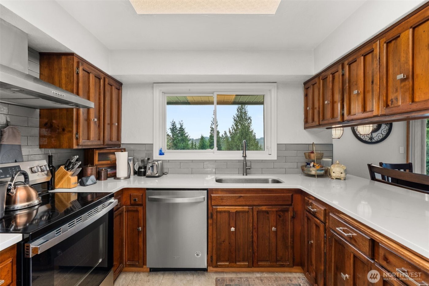 126 Riverview Drive , Chehalis, WA 98532