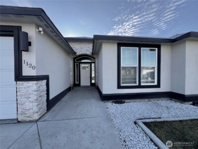 1120 E Mt Adams St. , Othello, WA 99344 - Photo 3