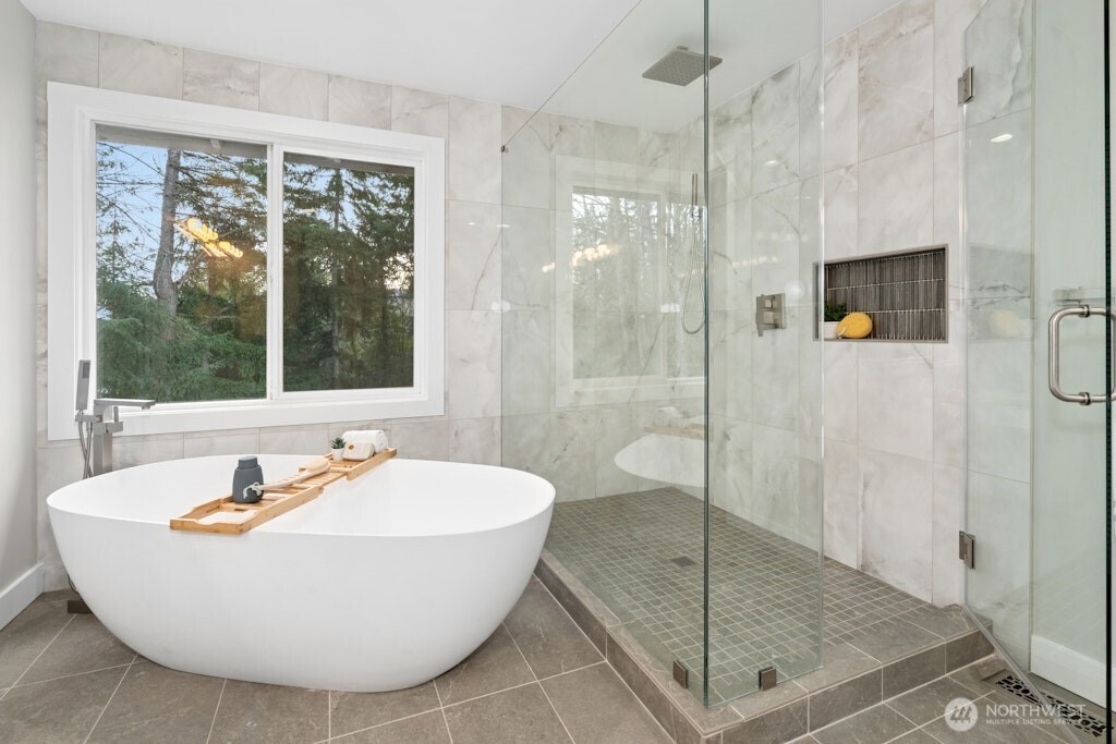 19221 SE 25th Street , Sammamish, WA 98075