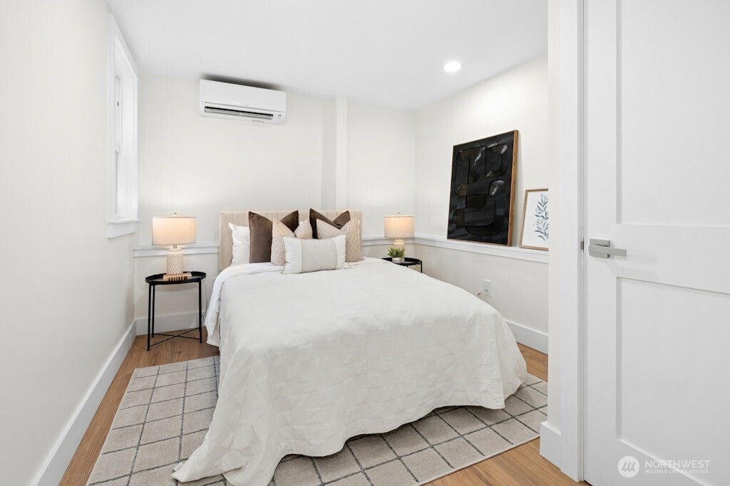 19221 SE 25th Street , Sammamish, WA 98075