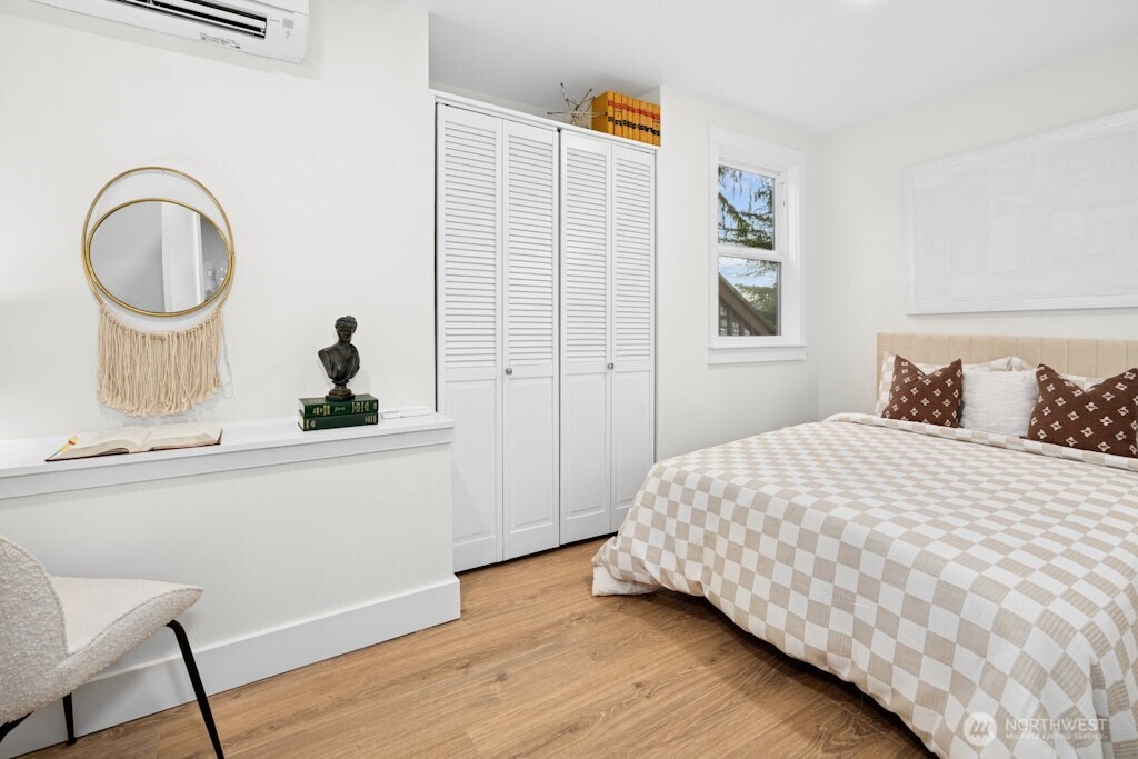 19221 SE 25th Street , Sammamish, WA 98075